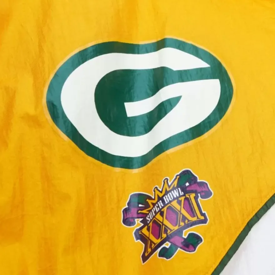 Mitchell & Ness Jackets & Outerwear-Arched Retro Lined Windbreaker Green Bay Packers
