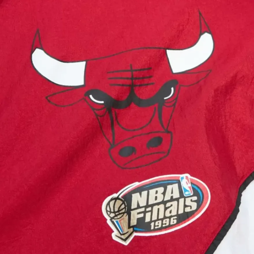 Mitchell & Ness Jackets & Outerwear-Arched Retro Lined Windbreaker Chicago Bulls