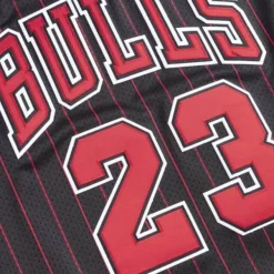 Mitchell & Ness Nba Authentic-Authentic Jersey Chicago Bulls Alternate 1996-97 Michael Jordan