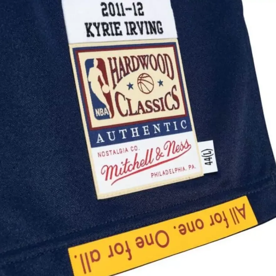 Mitchell & Ness Nba Authentic-Authentic Kyrie Irving Cleveland Cavaliers Alternate 2011-12 Jersey