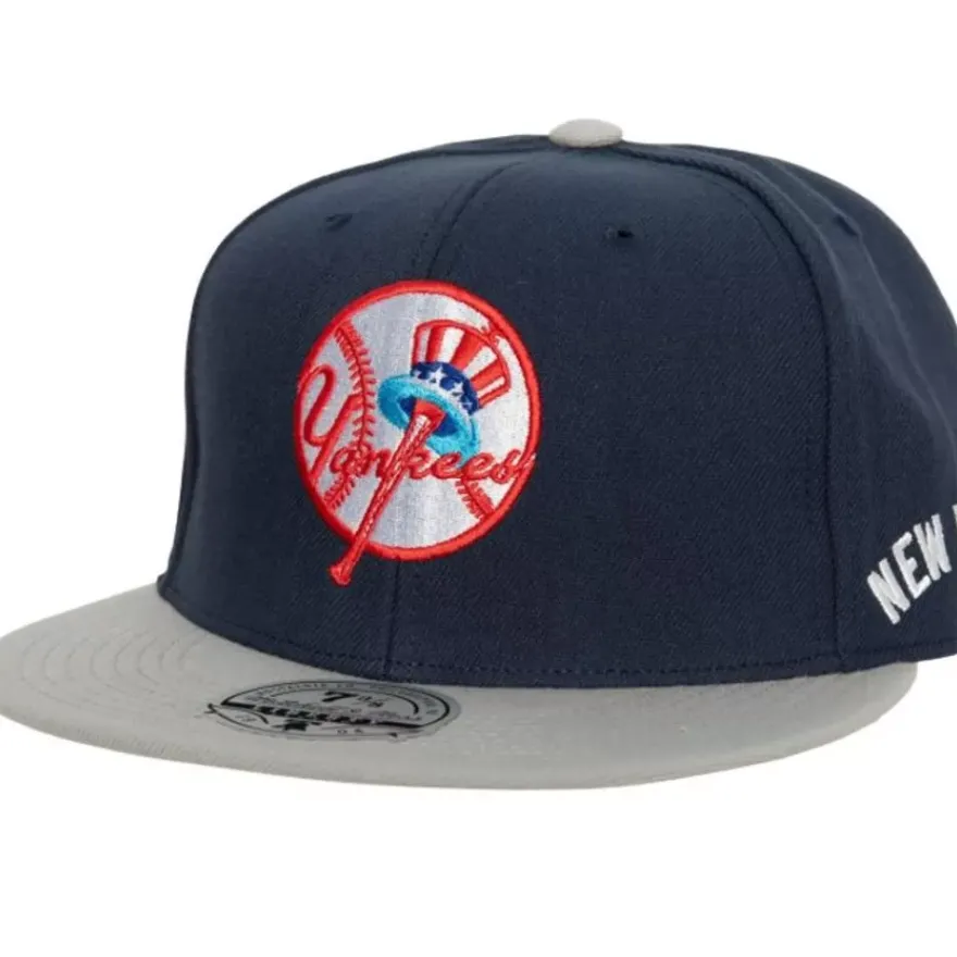 Mitchell & Ness Fitted-Bases Loaded Fitted Coop New York Yankees