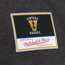 Mitchell & Ness T-Shirts & Tops-Cup Chase Tee Boston Bruins