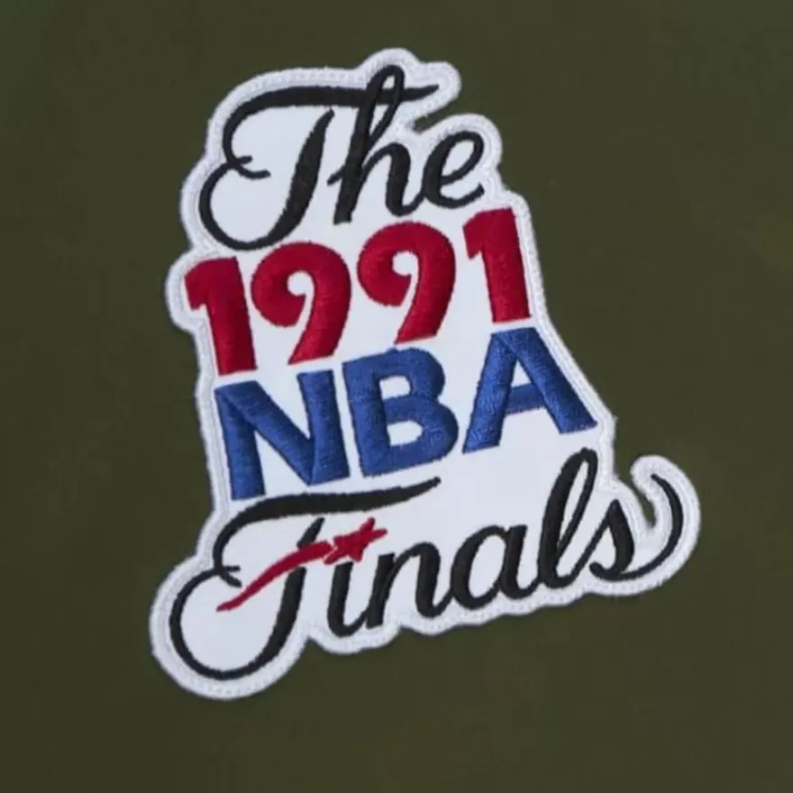 Mitchell & Ness Jackets & Outerwear-Flight Satin Bomber Jacket Chicago Bulls