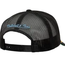 Mitchell & Ness Snapback-Gold Leaf Trucker University Of North Carolina