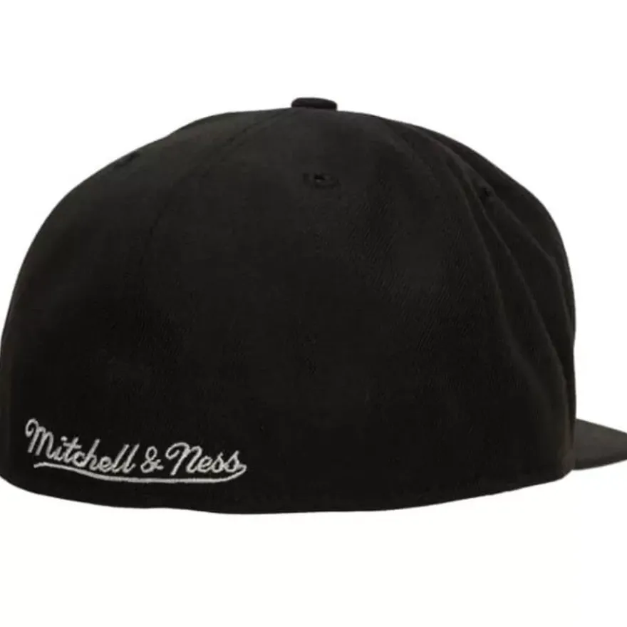Mitchell & Ness Fitted-Lifestyle Fitted Hat Georgetown University