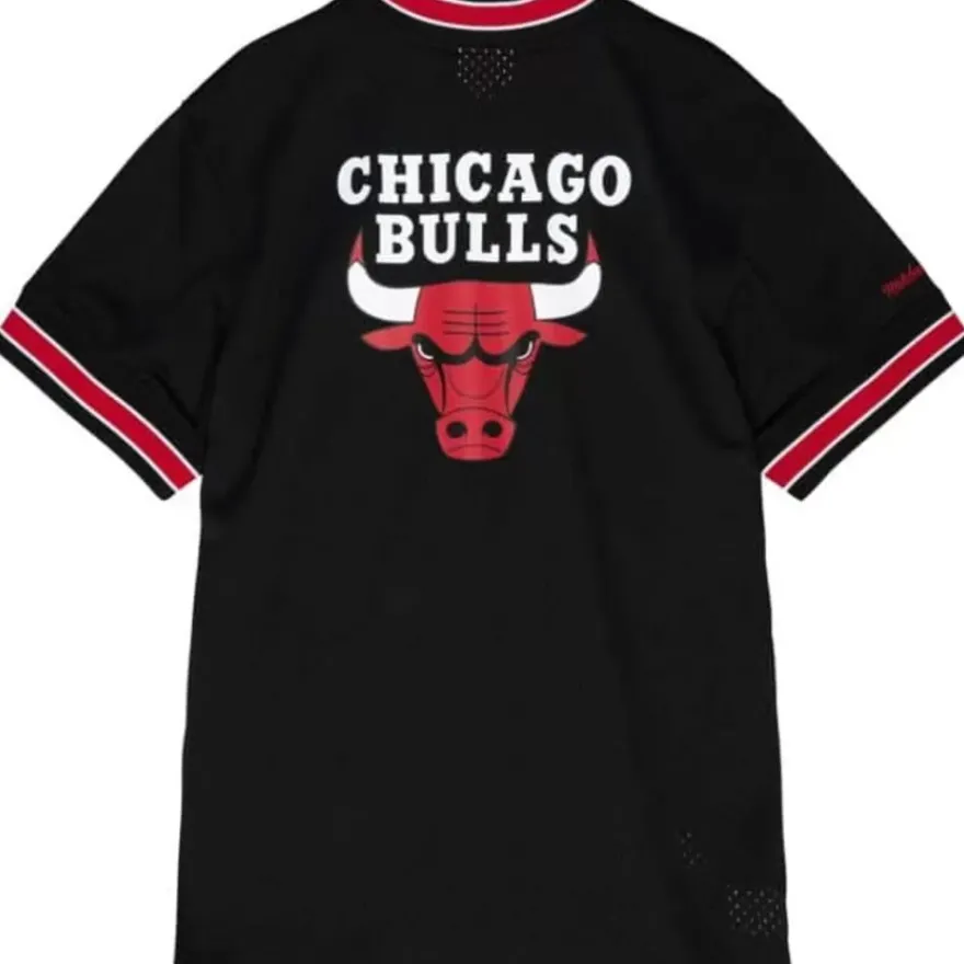 Mitchell & Ness T-Shirts & Tops-Mesh 1/4 Zip Chicago Bulls