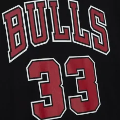 Mitchell & Ness T-Shirts & Tops-Name & Number Tee Chicago Bulls 1996-97 Scottie Pippen