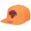 Mitchell & Ness Snapback-Neon Nylon Snapback New York Knicks