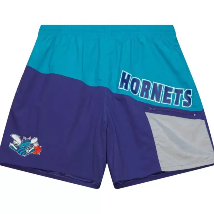 Mitchell & Ness Shorts-Nylon Utility Shorts Charlotte Hornets