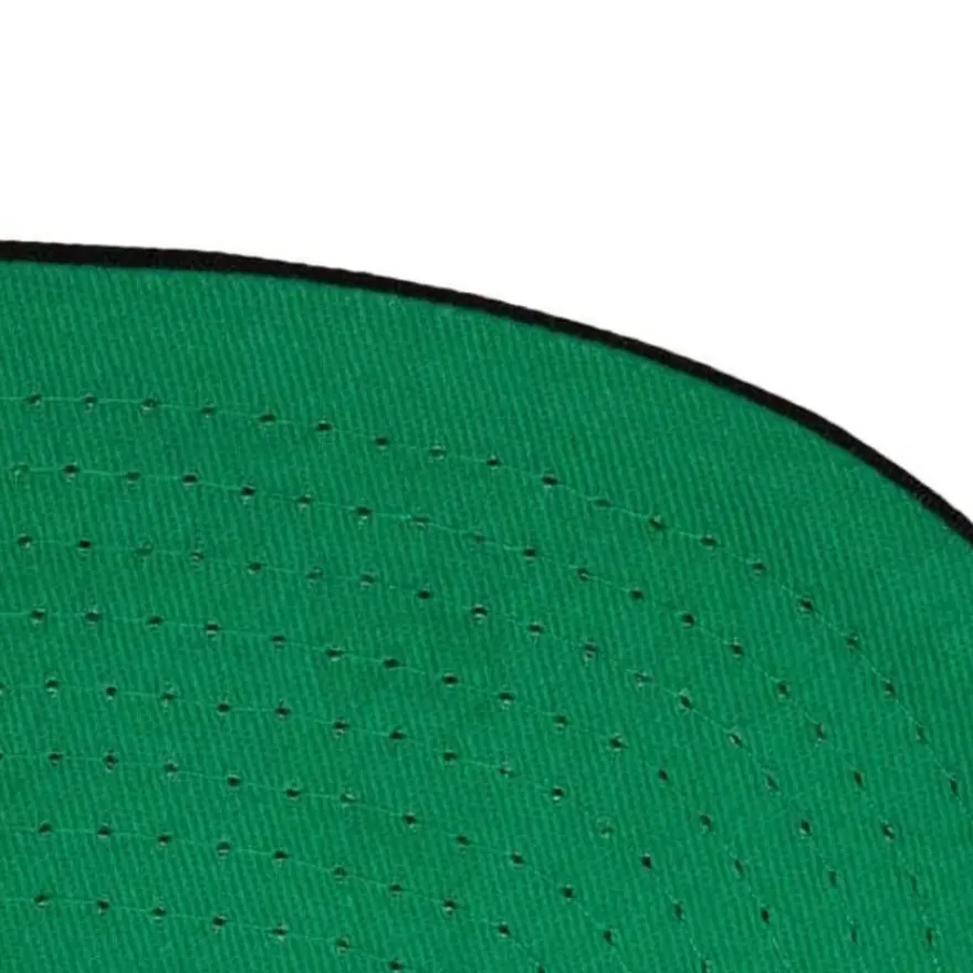 Mitchell & Ness Fitted-Shark Bite Fitted Hwc Hat Chicago Bulls