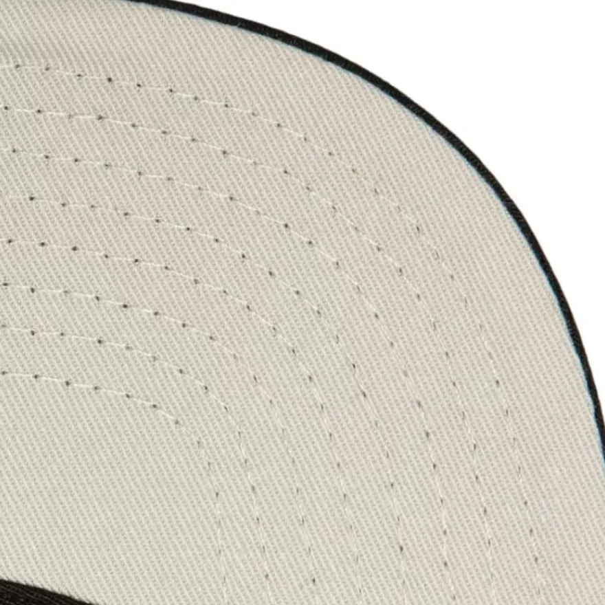 Mitchell & Ness Fitted-Side Patch Fitted Chicago Blackhawks