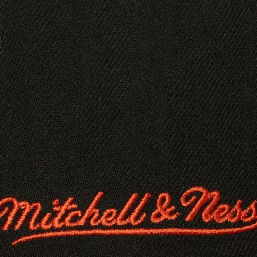 Mitchell & Ness Fitted-Side Patch Fitted Philadelphia Flyers