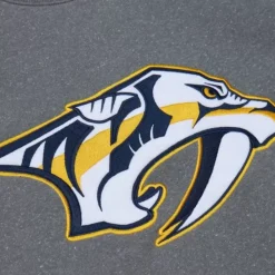 Mitchell & Ness Hoodies & Sweatshirts-Snow Washed Fleece Crew Current Logo Nashville Predators