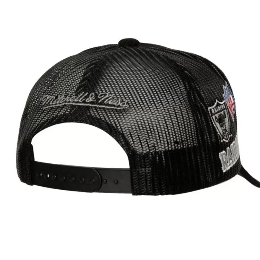 Mitchell & Ness Snapback-Times Up Trucker Oakland Raiders