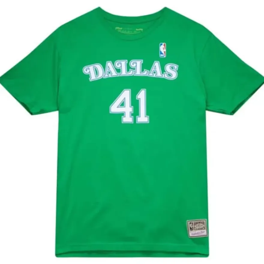 Mitchell & Ness T-Shirts & Tops-Traditional Name & Number Tee Dallas Mavericks 2007-08 Dirk Nowitzki