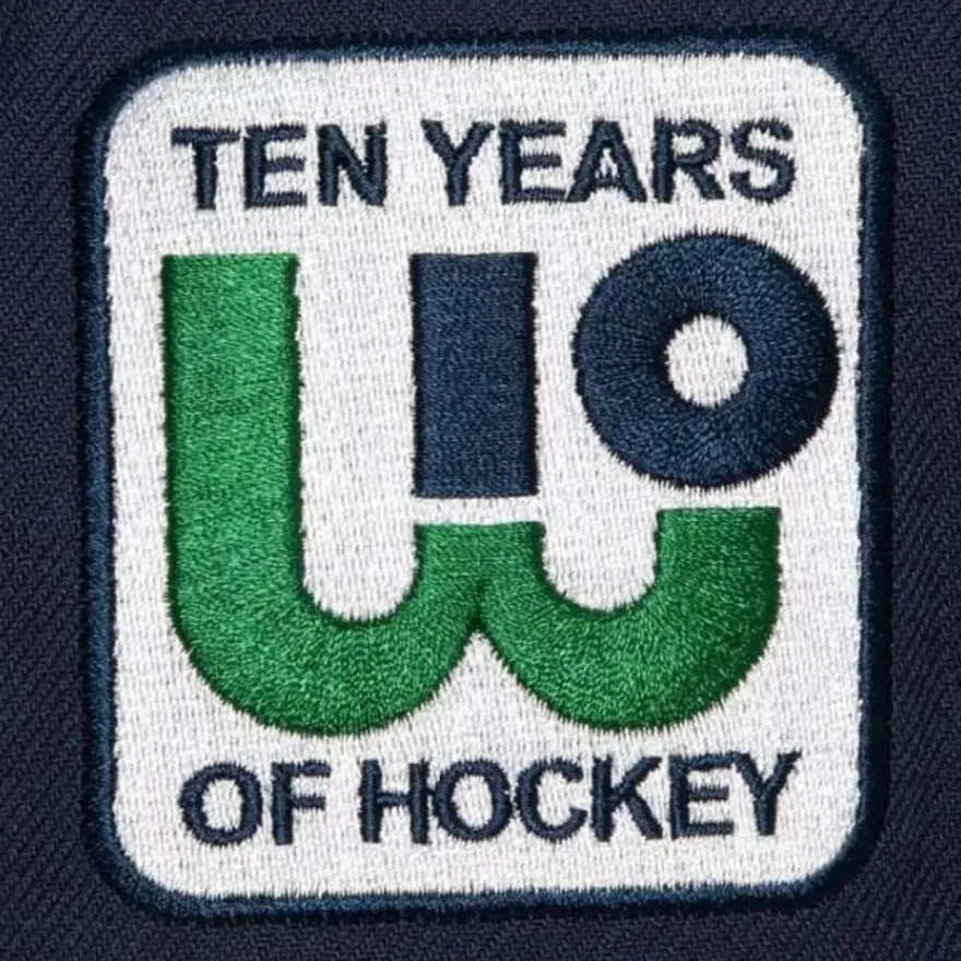 Mitchell & Ness Fitted-Vintage Fitted Hartford Whalers