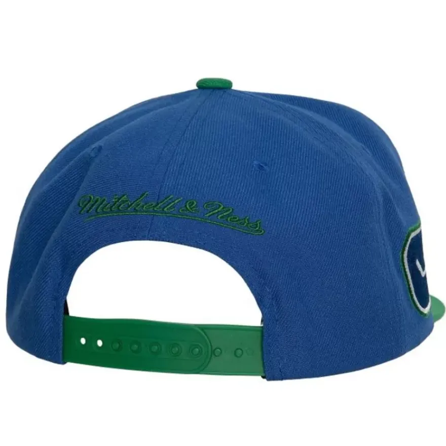 Mitchell & Ness Snapback-Vintage Script Snapback Vancouver Canucks