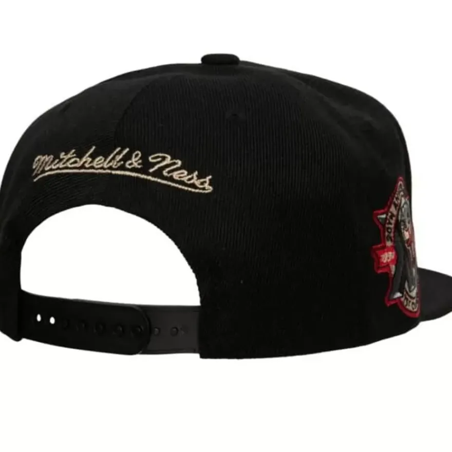 Mitchell & Ness Snapback-With Love Snapback Hwc Chicago Bulls