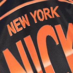 Mitchell & Ness T-Shirts & Tops-Womens Big Face 4.0 Crop Tank New York Knicks