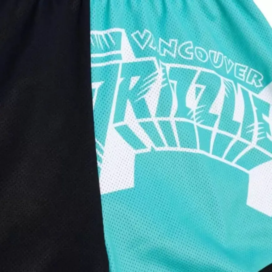 Mitchell & Ness Shorts-Womens Big Face Shorts 5.0 Vancouver Grizzlies