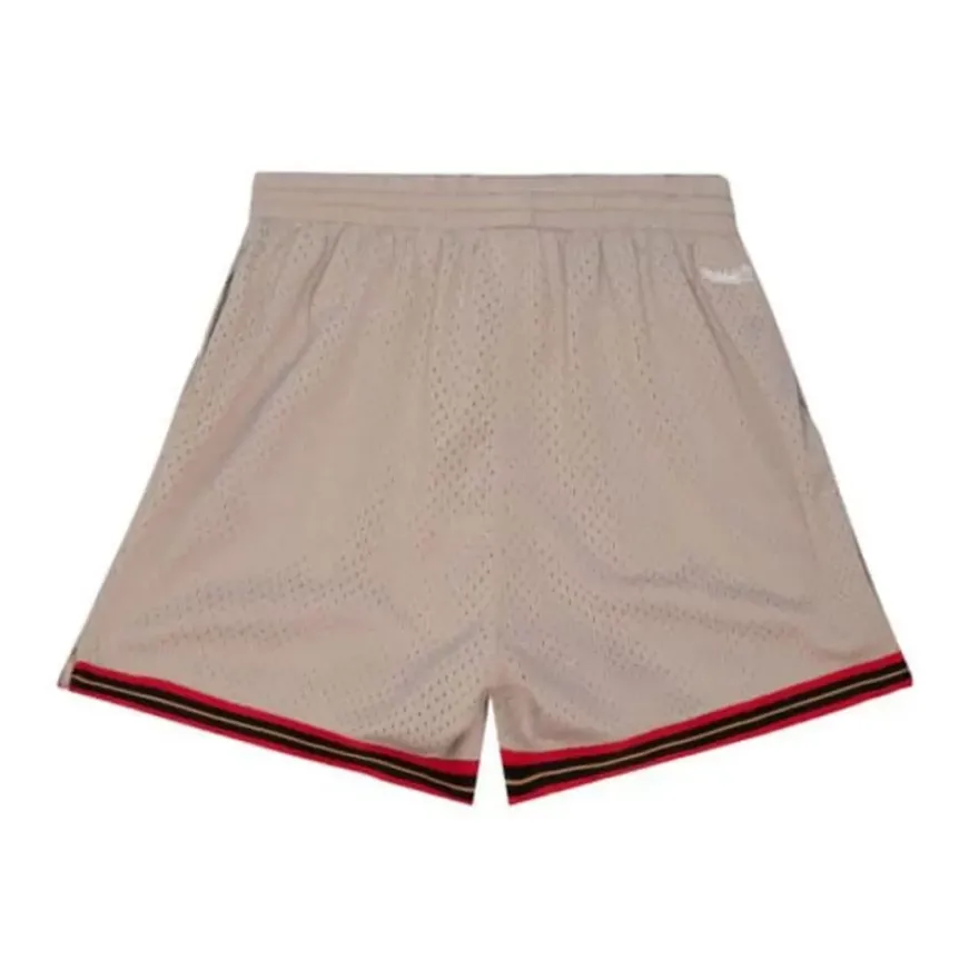 Mitchell & Ness Shorts-Womens Mushroom Shorts Philadelphia 76Ers